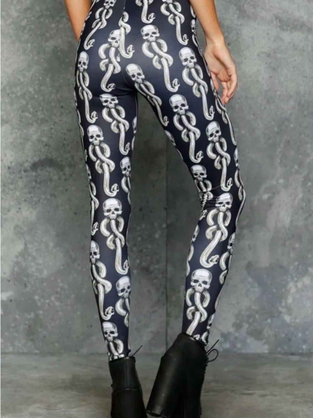 BlackMilk Harry Potter Dark Mark leggings XL NWOT skulls